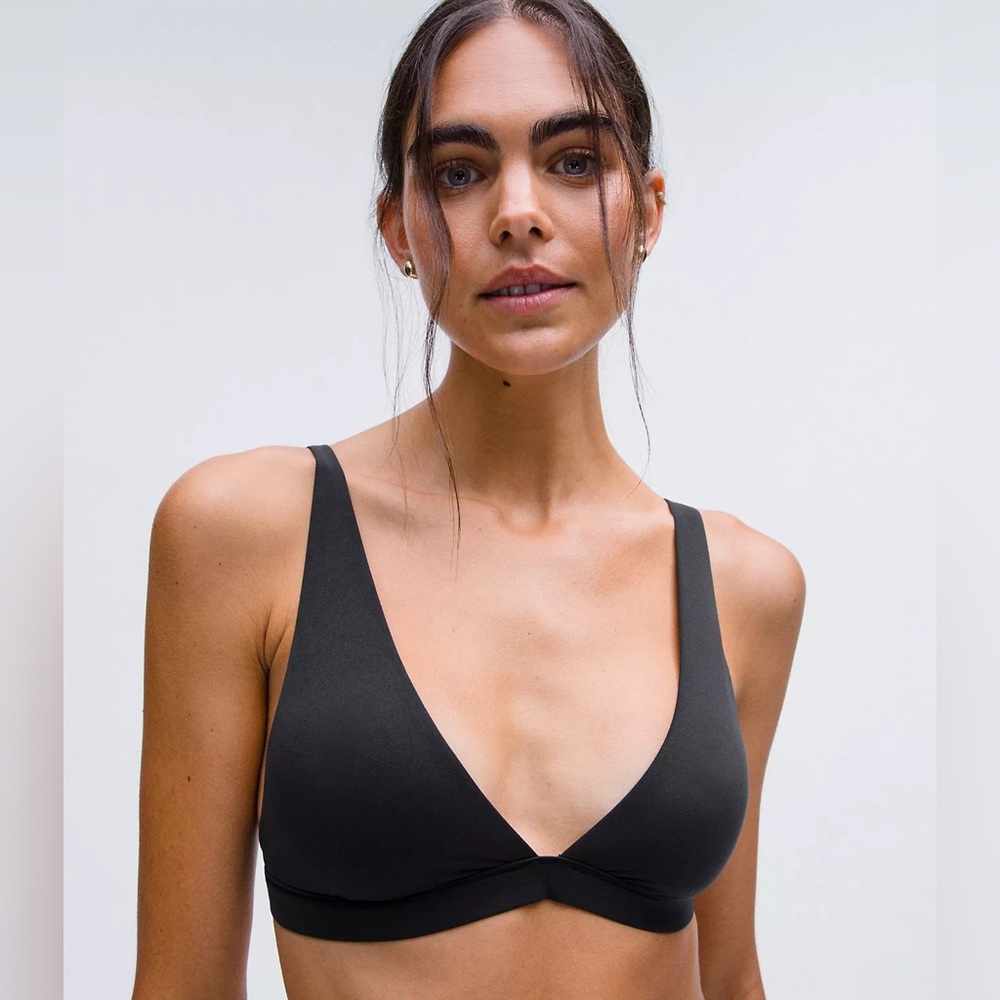 Wundermost Ultra-Soft Nulu Triangle Bralette
A–D Cups